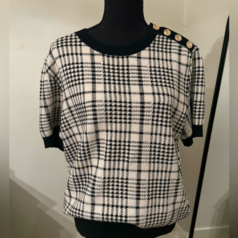 Ann Taylor Black and White Plaid Sweater
